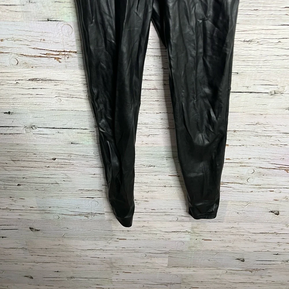 Aritzia wilfred free faux black leather pants size 00 - Picture 2 of 8